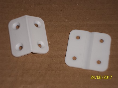 Plastic hinges - x,